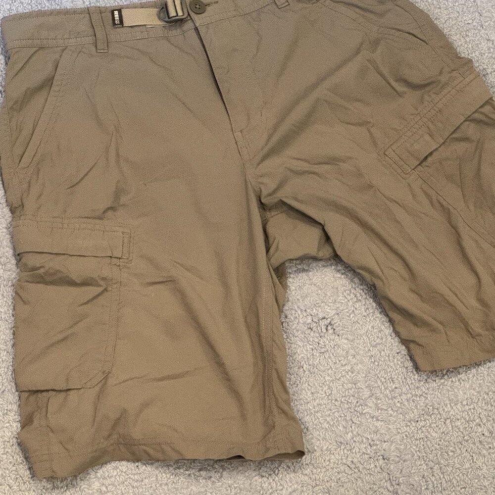 REI Co-Op Shorts Mens 32 Gray Cargo Nylon Lightweight Hiking Men Relaxed